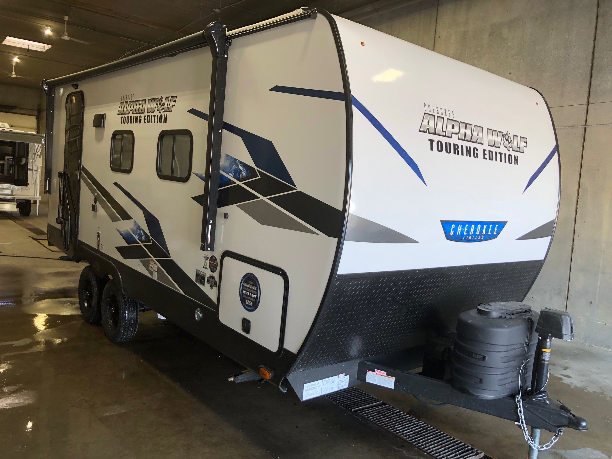 2024 Alpha Wolf 17CBL Touring Edition Couples Model Camper Trailer RV Steinbach Trailers & RV