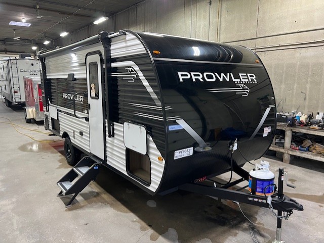 2026 Prowler Lynx 1802MBS Bunk Model Camper Trailer w/Slide-Out